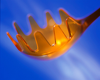 Plastics - Kunststoffe Plastics - Kunststoffe
